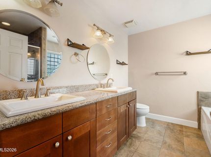 880 Salazar Lane, Reno, NV 89509 Photo