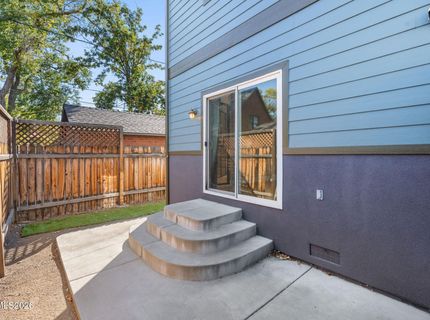 880 Salazar Lane, Reno, NV 89509 Photo