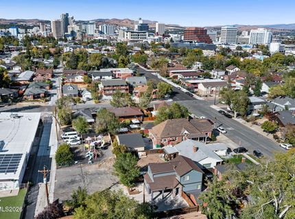 880 Salazar Lane, Reno, NV 89509 Photo