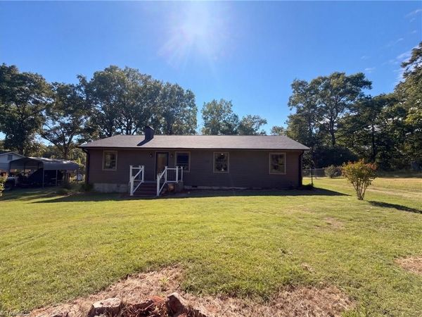231 Oakgrove Road , Asheboro, NC 27205