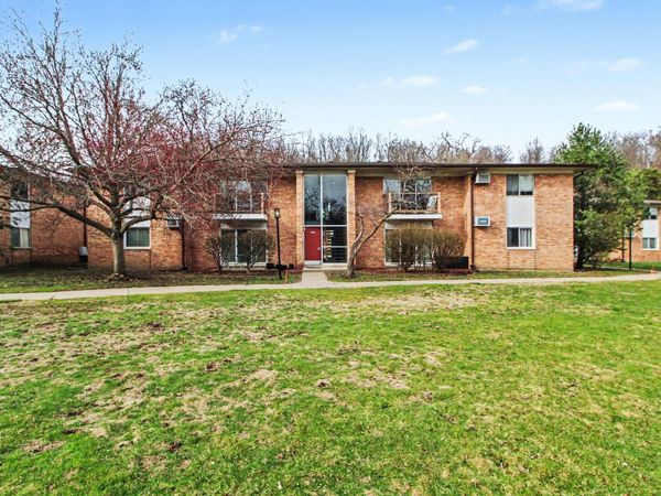 1257 Island Drive, Unit 101, Ann Arbor, MI 48105
