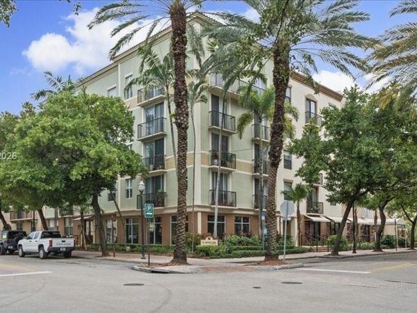 1900 Van Buren St , Unit 112B, Hollywood, FL 33020