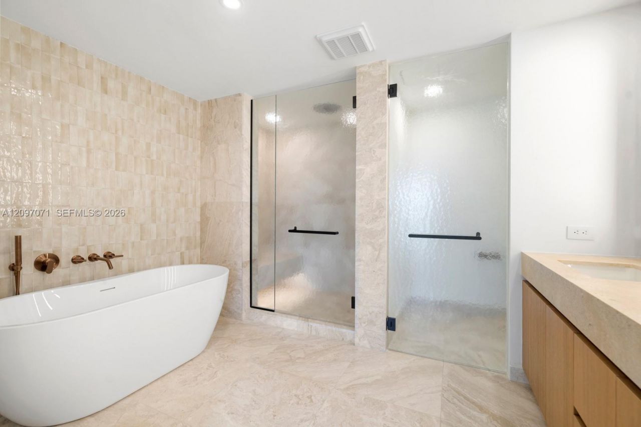 1176 97th , Unit 509, Bay Harbor Islands, FL 33160 Photo