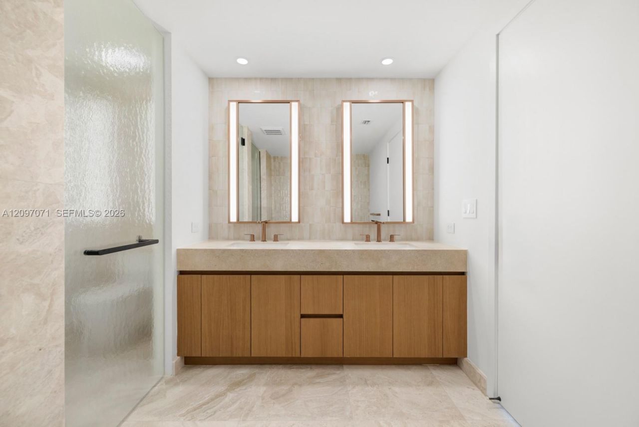 1176 97th , Unit 509, Bay Harbor Islands, FL 33160 Photo