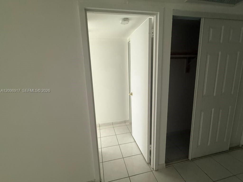 17560 Atlantic Blvd , Unit 405, Sunny Isles Beach, FL 33160 Photo