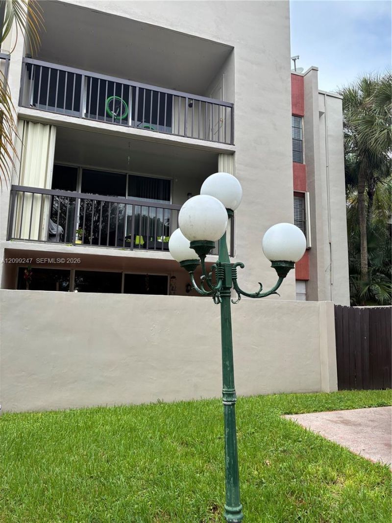 10815 SW 112th Ave , Unit 201, Miami, FL 33176 Photo
