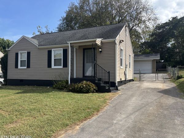 3410 Feathers St, Knoxville, TN 37920