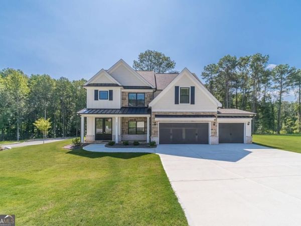 907 Bessie Court, Loganville, GA 30052