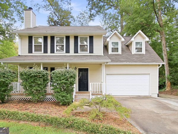 28 Pine Grove Circle, Newnan, GA 30263