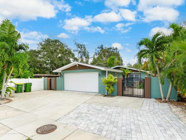2598 WOOD STREET , SARASOTA, FL 34237