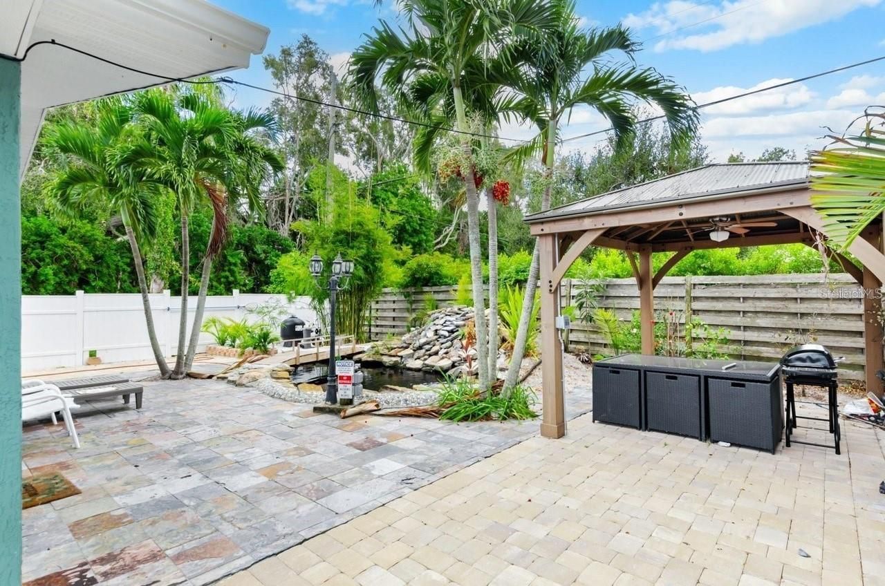 2598 Wood Street , Sarasota, FL 34237 Photo