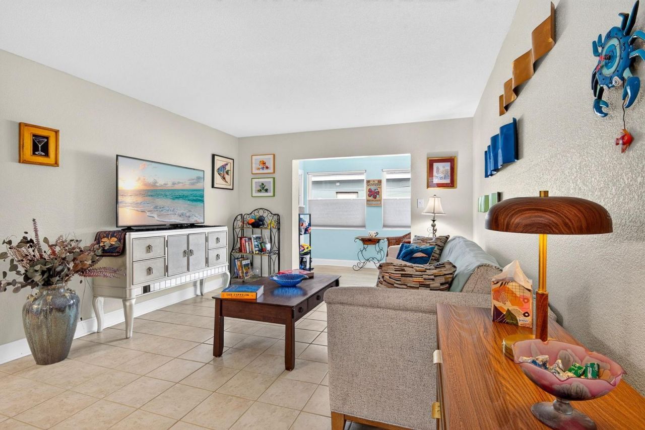 611 Gulf Drive N, Unit A14, Bradenton Beach, FL 34217 Photo