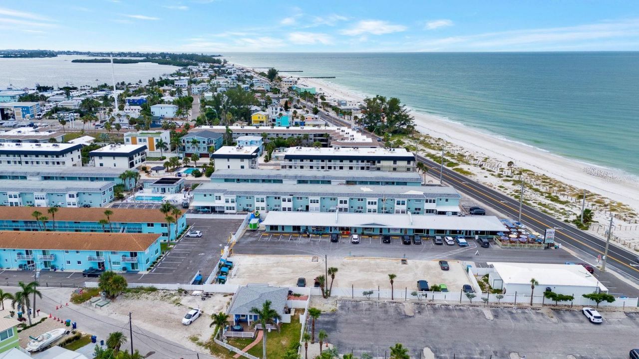 611 Gulf Drive N, Unit A14, Bradenton Beach, FL 34217 Photo