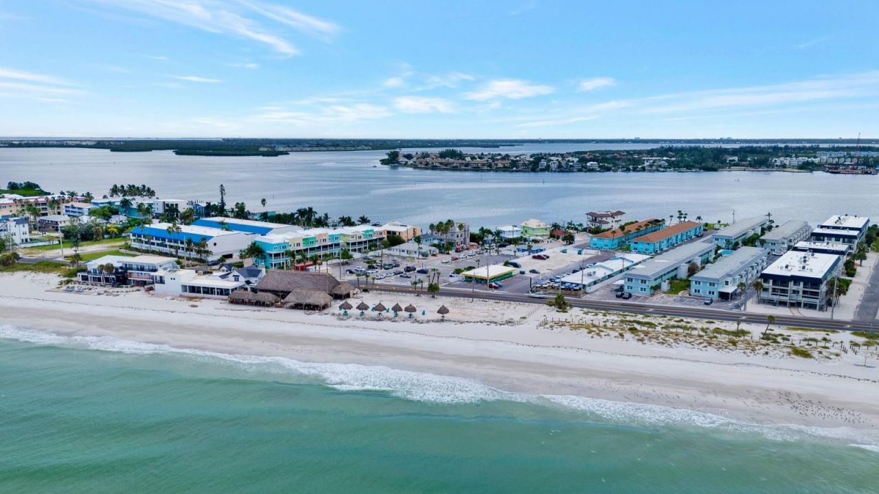 611 Gulf Drive N, Unit A14, Bradenton Beach, FL 34217 Photo