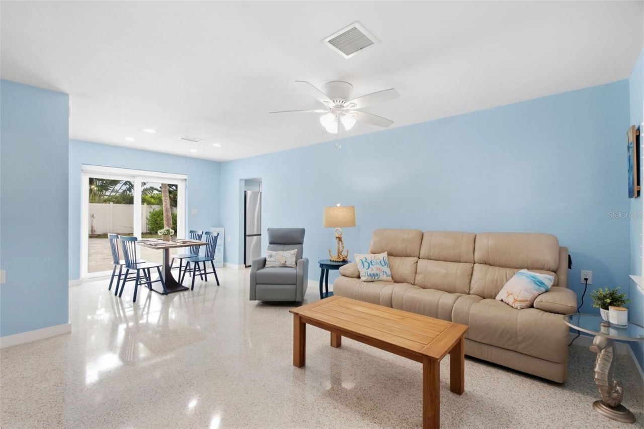 1206 Bay Shore Boulevard, Indian Rocks Beach, FL 33785 Photo