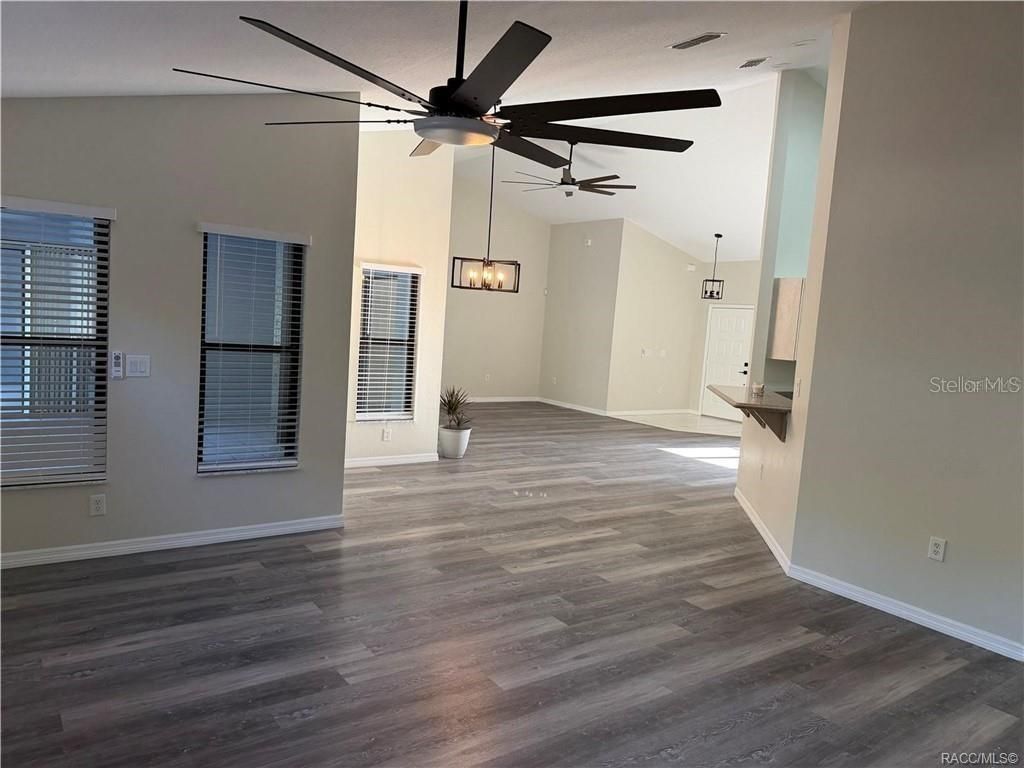 994 E Crown Of Roses Loop , Inverness, FL 34453 Photo