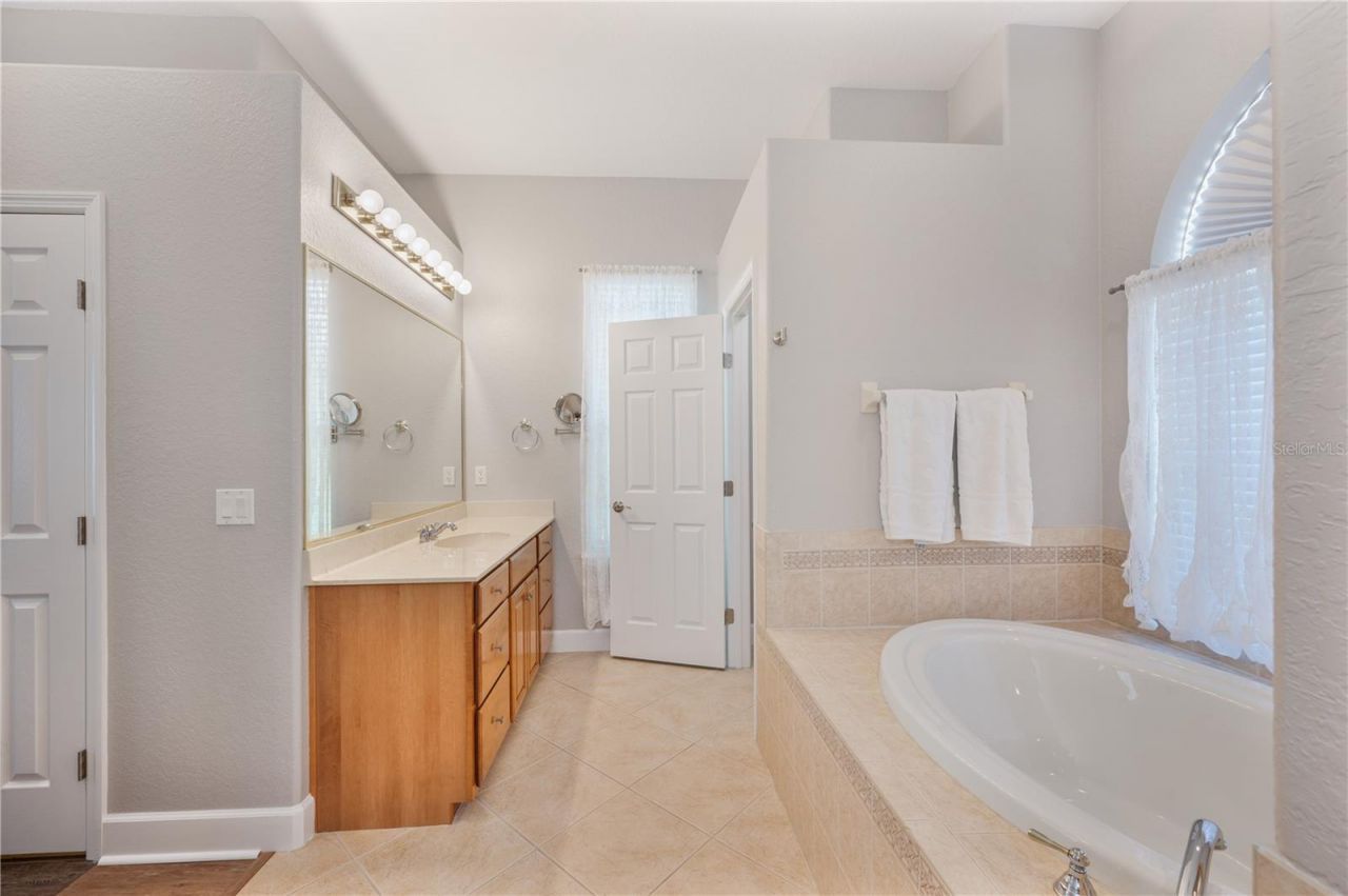116 Lake Arietta Court , Auburndale, FL 33823 Photo