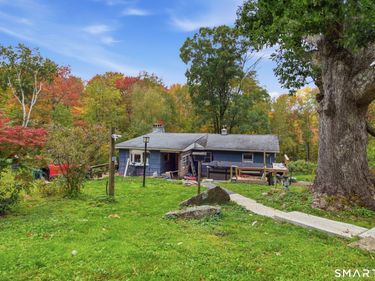 325 Brick School , Warren, CT 06754