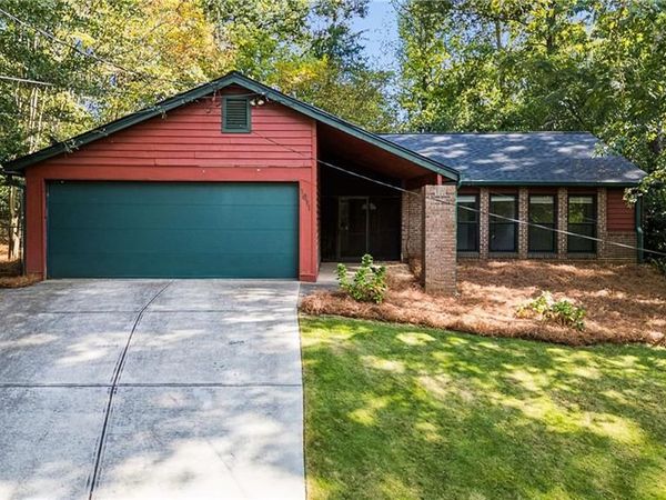 1611 Northlake Springs Court , Decatur, GA 30033