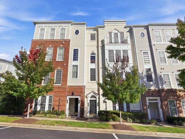 2418 BROOKMOOR LANE, WOODBRIDGE, VA 22191