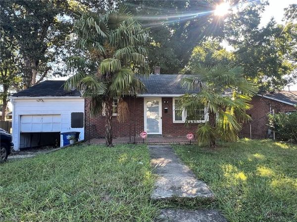 2839 N Glenn Avenue , Winston-Salem, NC 27105