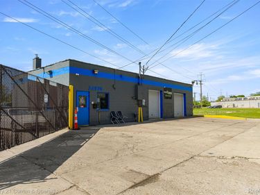 34939 Brush Street, Wayne, Mi 48184