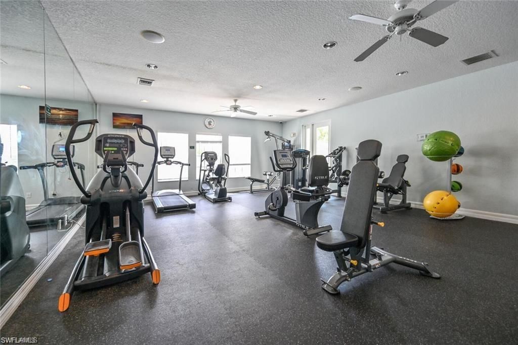 4630 Saint Croix Ln , Unit 834, Naples, FL 34109 Photo