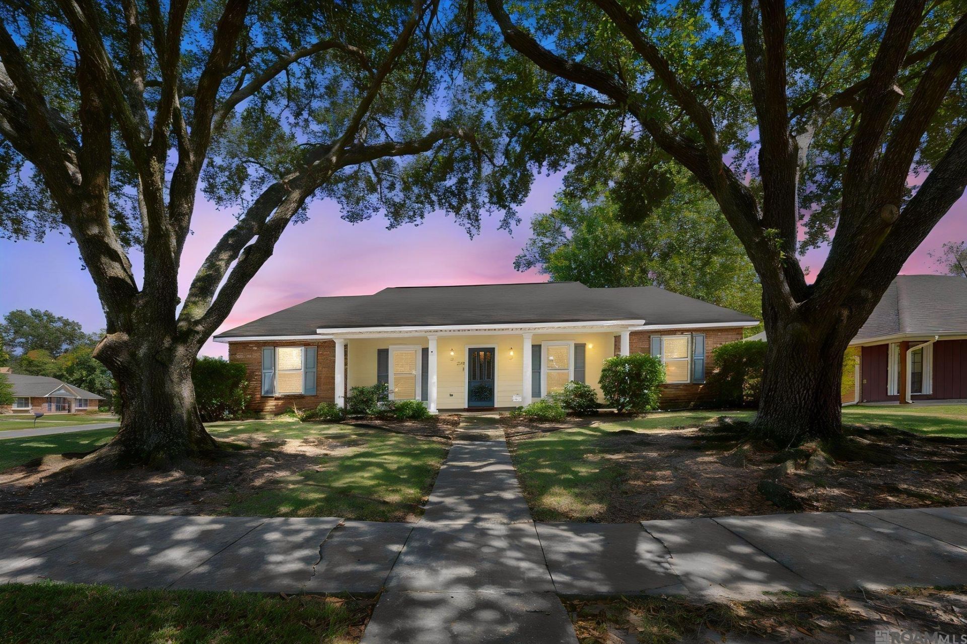 2513 Lancelot Dr, Baton Rouge, LA 70816 Main Photo