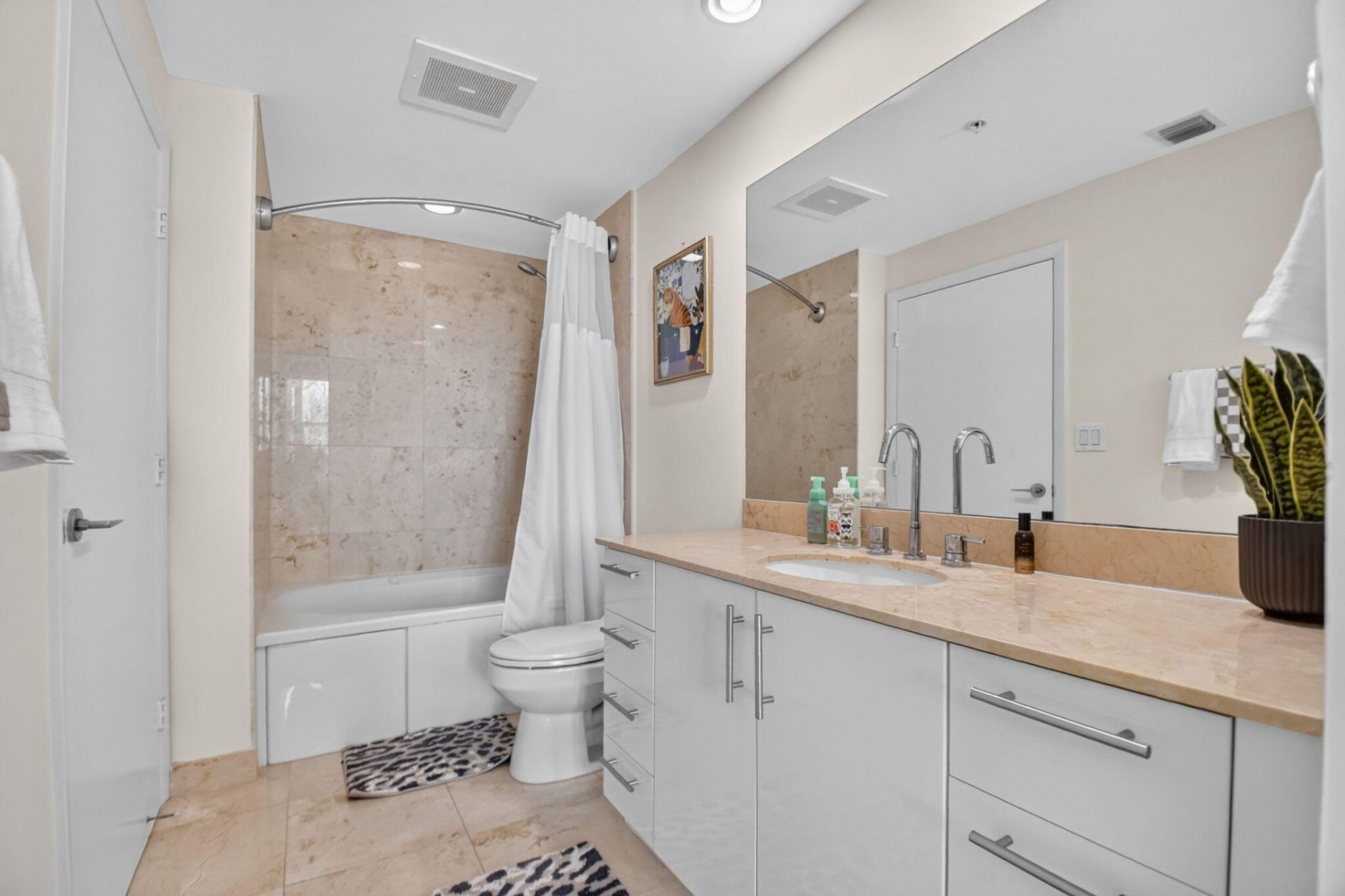 550 Okeechobee Boulevard, Unit 1618, West Palm Beach, FL 33401 Photo