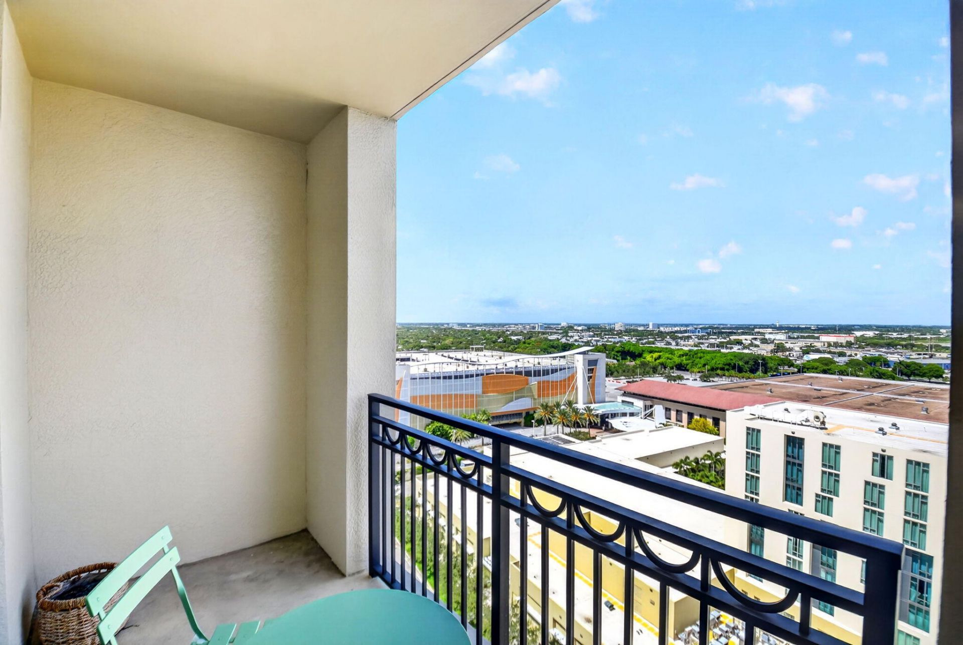 550 Okeechobee Boulevard, Unit 1618, West Palm Beach, FL 33401 Photo