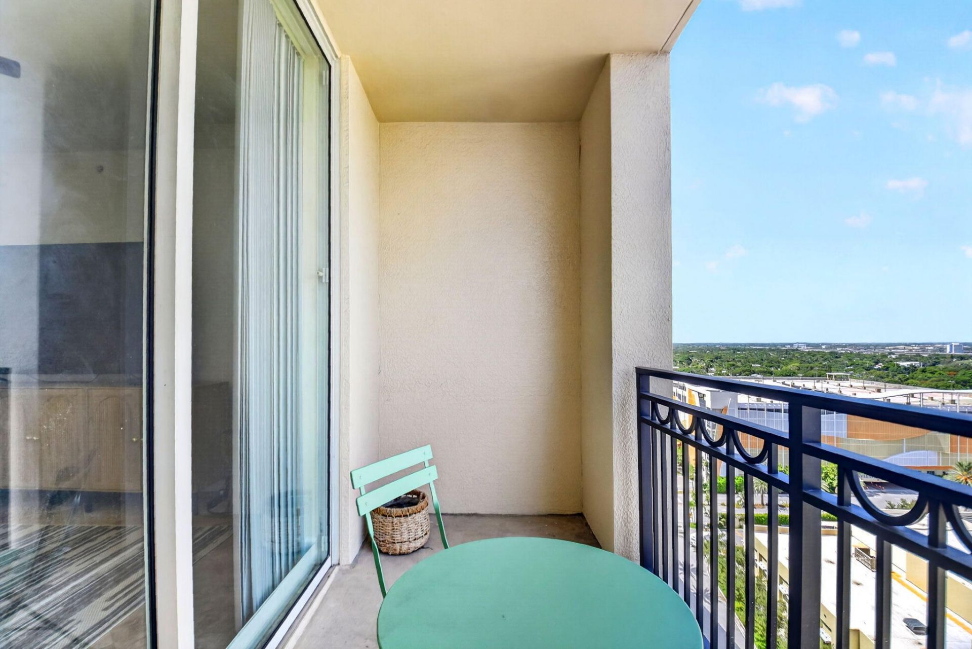 550 Okeechobee Boulevard, Unit 1618, West Palm Beach, FL 33401 Photo