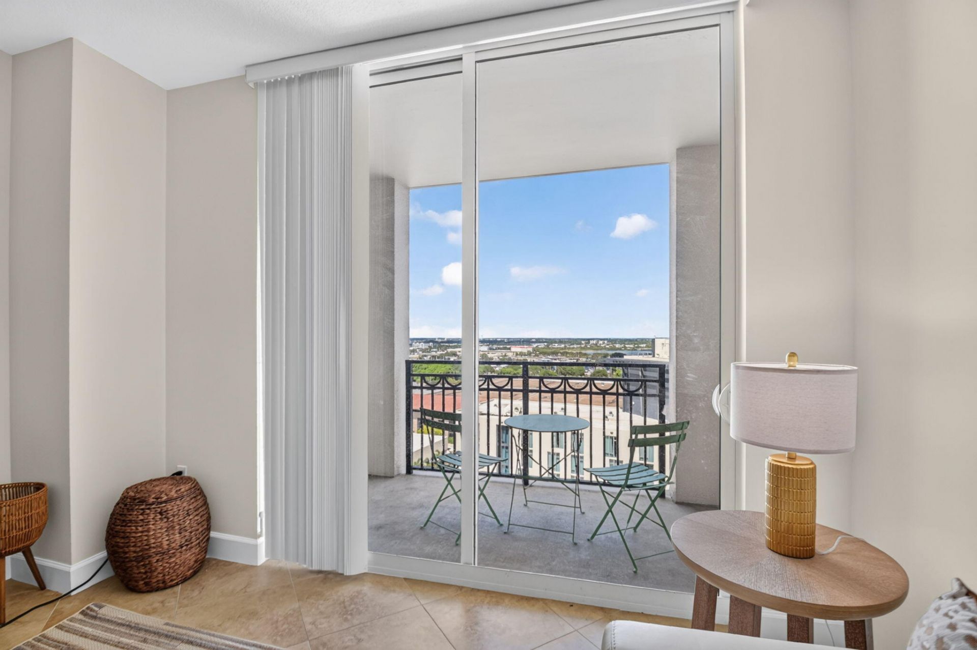 550 Okeechobee Boulevard, Unit 1618, West Palm Beach, FL 33401 Photo