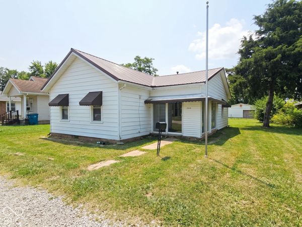 2410 State Street , New Castle, IN 47362
