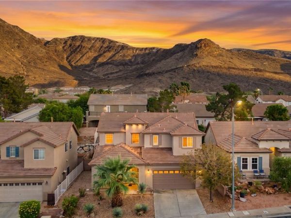 721 Pacific Cascades Drive , Henderson, NV 89012