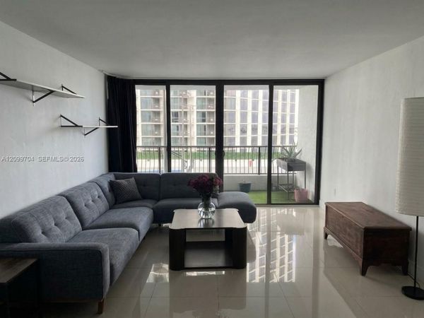 555 NE 15th St , Unit 10F, Miami, FL 33132
