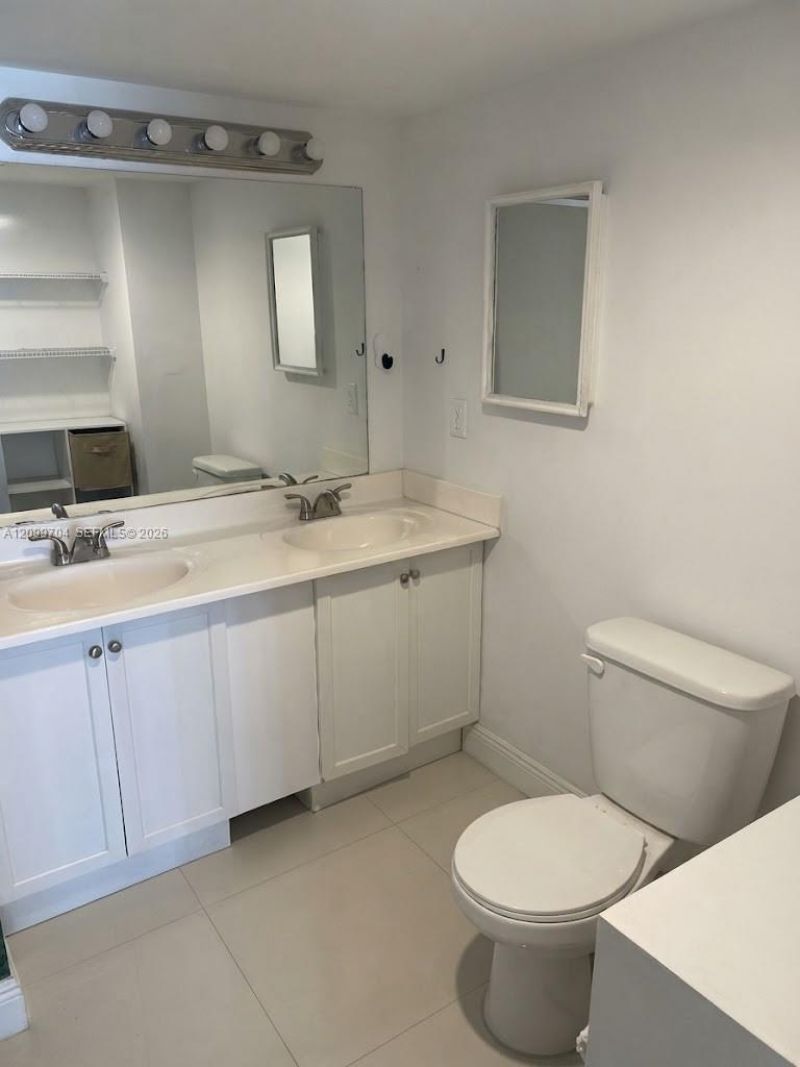 555 NE 15th St , Unit 10F, Miami, FL 33132 Photo