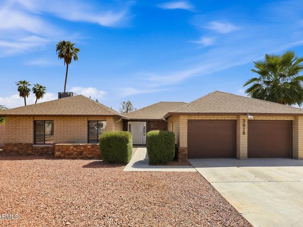 3819 W MERCER Lane, Phoenix, AZ 85029