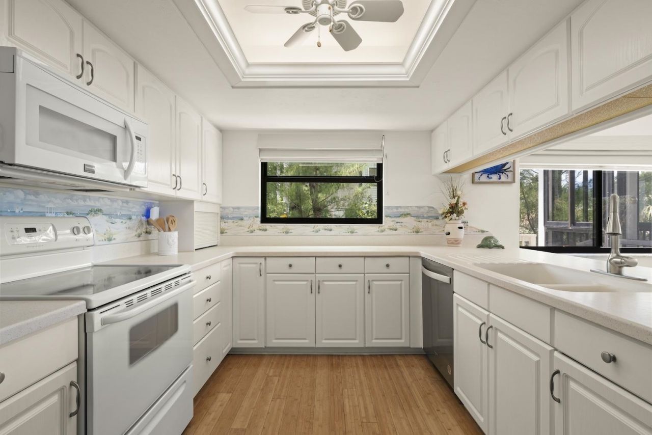 1394 Middle Gulf Dr, Unit C, Sanibel, FL 33957 Photo