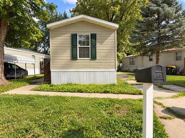 2300 79th Avenue W, Unit 113, Rock Island, IL 61201