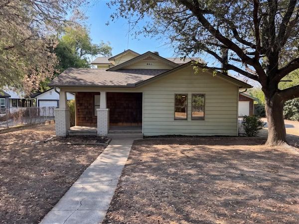 5609 Baylor Avenue , River Oaks, TX 76114