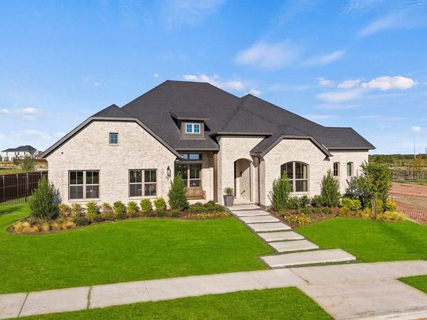 741 Cross Oaks Road, Lavon, TX 75166