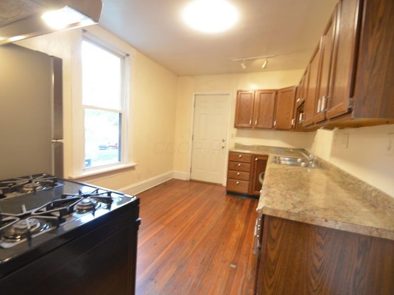 622 Neil Avenue, Columbus, OH 43215 Photo 8