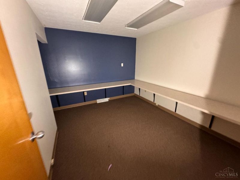 12057 Sheraton Lane, Unit 4, Springdale, OH 45246 Photo 10