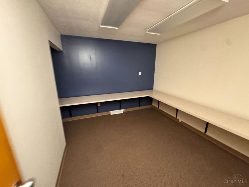 12057 Sheraton Lane, Unit 4, Springdale, OH 45246 Photo 12