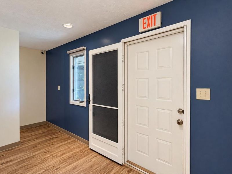 12057 Sheraton Lane, Unit 4, Springdale, OH 45246 Photo 13