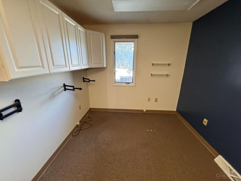 12057 Sheraton Lane, Unit 4, Springdale, OH 45246 Photo 17