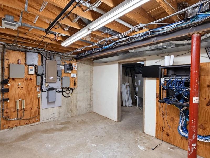12057 Sheraton Lane, Unit 4, Springdale, OH 45246 Photo 23