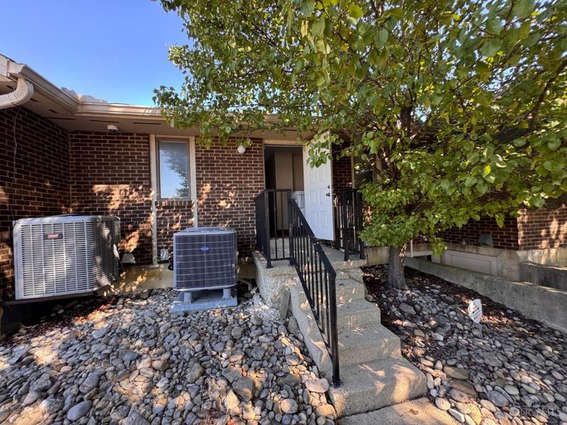 12057 Sheraton Lane, Unit 4, Springdale, OH 45246 Photo 24