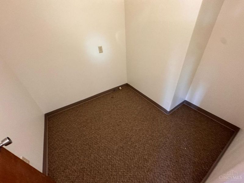 12057 Sheraton Lane, Unit 4, Springdale, OH 45246 Photo 6