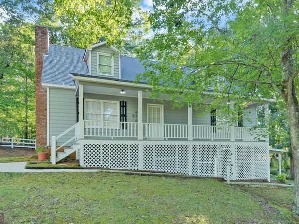 338 Kings Bridge Way, Clarkesville, GA 30523